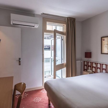 Hotel Ours Blanc - Victor Hugo Toulouse Bagian luar foto