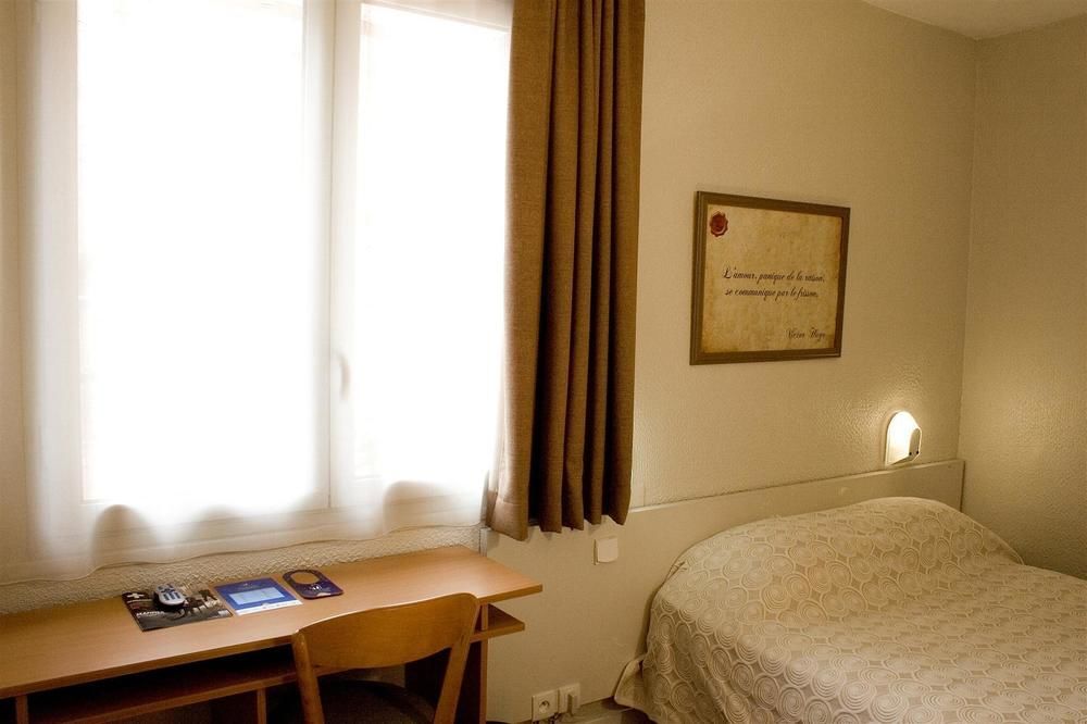 Hotel Ours Blanc - Victor Hugo Toulouse Bagian luar foto