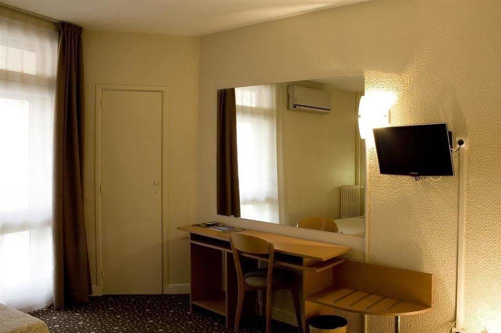 Hotel Ours Blanc - Victor Hugo Toulouse Bagian luar foto