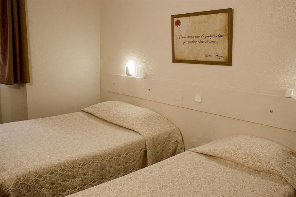 Hotel Ours Blanc - Victor Hugo Toulouse Bagian luar foto