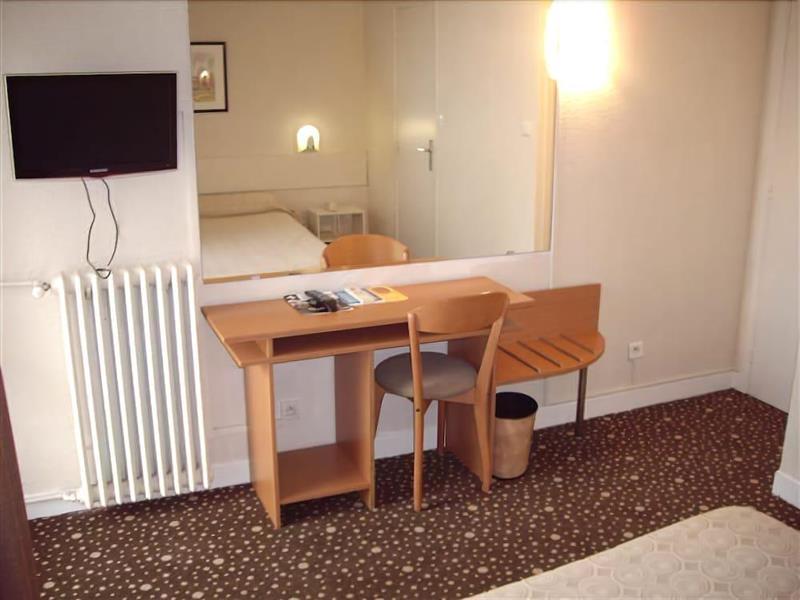 Hotel Ours Blanc - Victor Hugo Toulouse Bagian luar foto