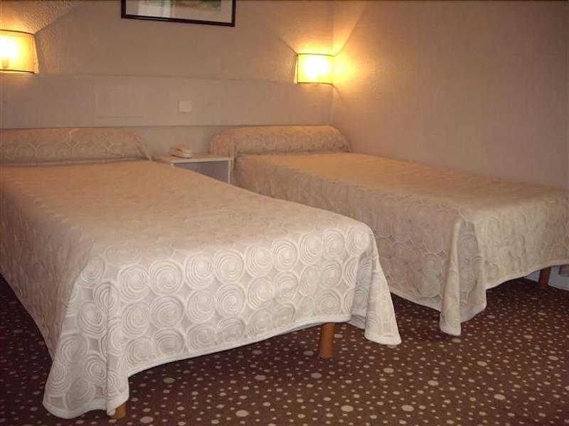 Hotel Ours Blanc - Victor Hugo Toulouse Bagian luar foto